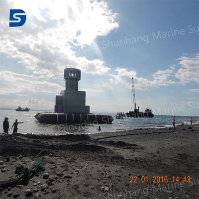 Αεροπορικός σάκος από μαύρο καουτσούκ κατάλληλος για την ανάρτηση αυτοκινήτων, βιομηχανικά μηχανήματα και βαρύ εξοπλισμό που απαιτεί απορρόφηση κρούσεων